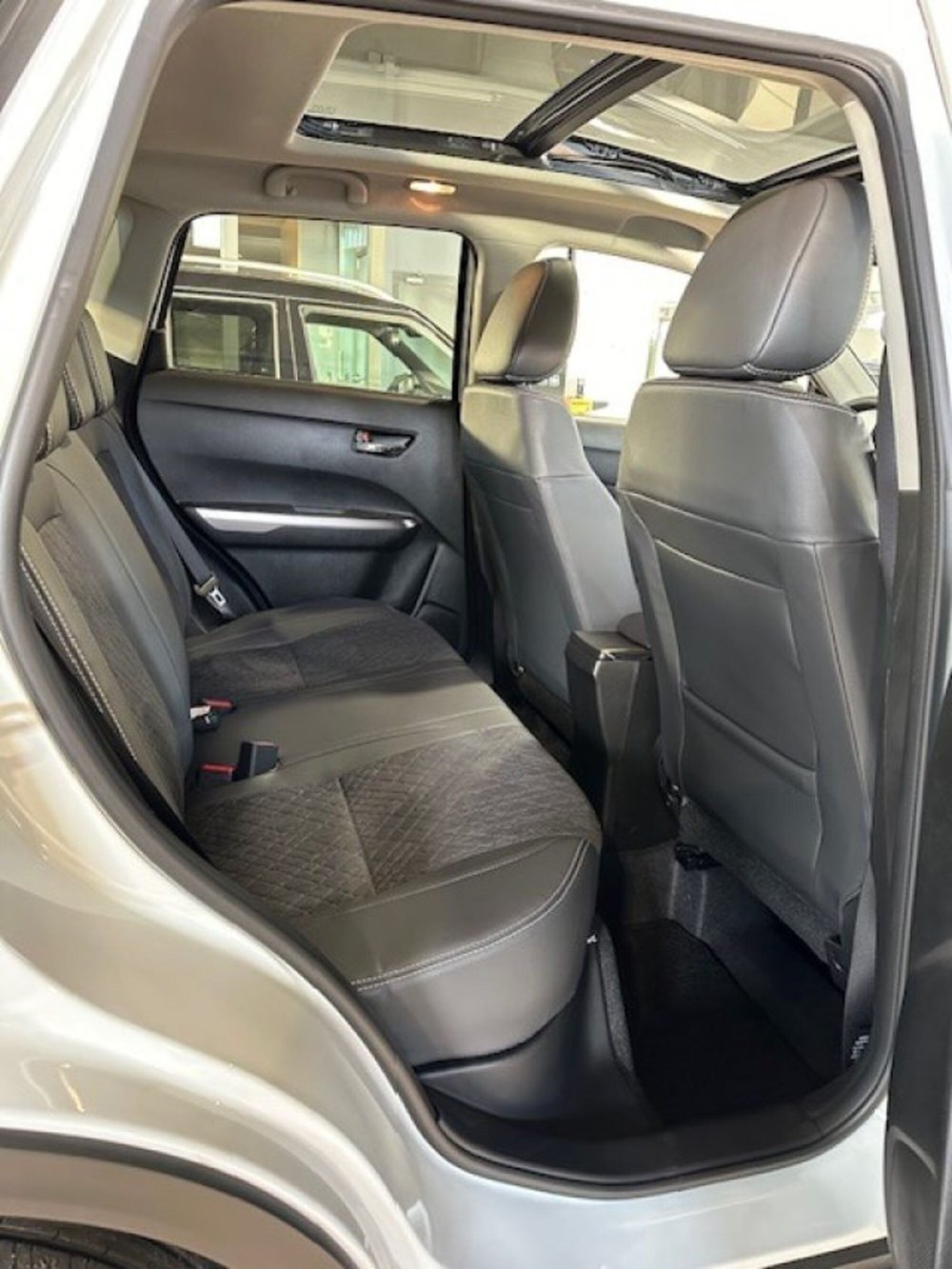 Suzuki Vitara nuova a Novara (11)