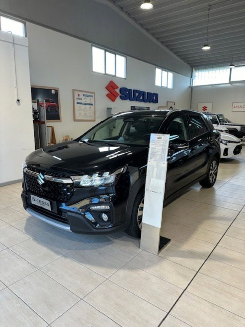 Suzuki S-Cross nuova a Novara