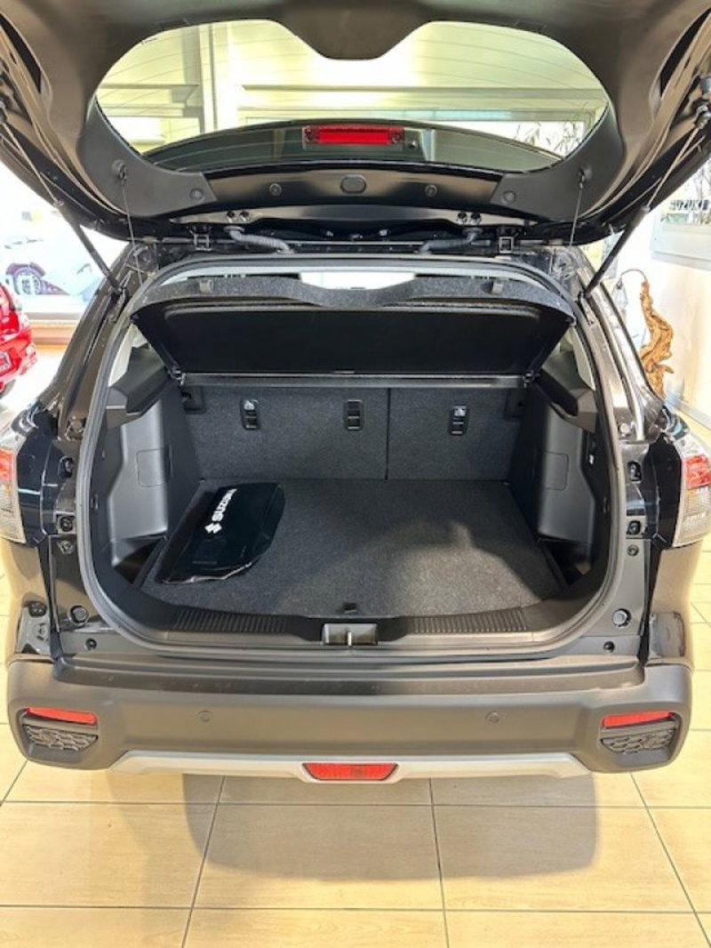 Suzuki S-Cross nuova a Novara (11)