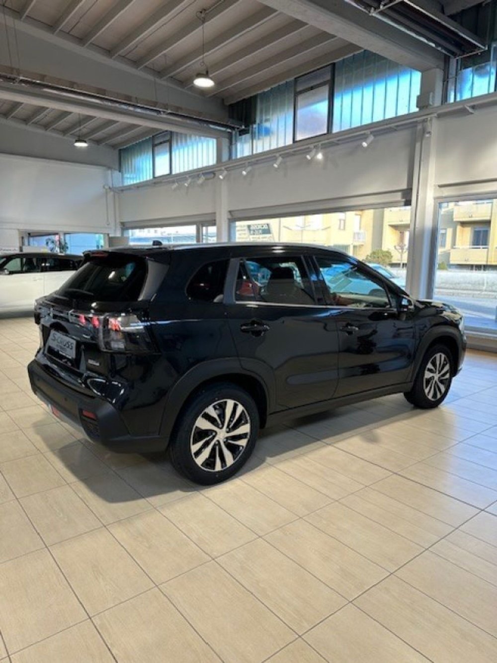 Suzuki S-Cross nuova a Novara (14)