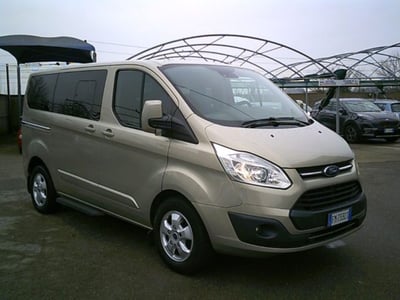 Ford Transit Custom Furgone 340 2.0 TDCi 130 PL Furgone Titanium del 2017 usata a Novara
