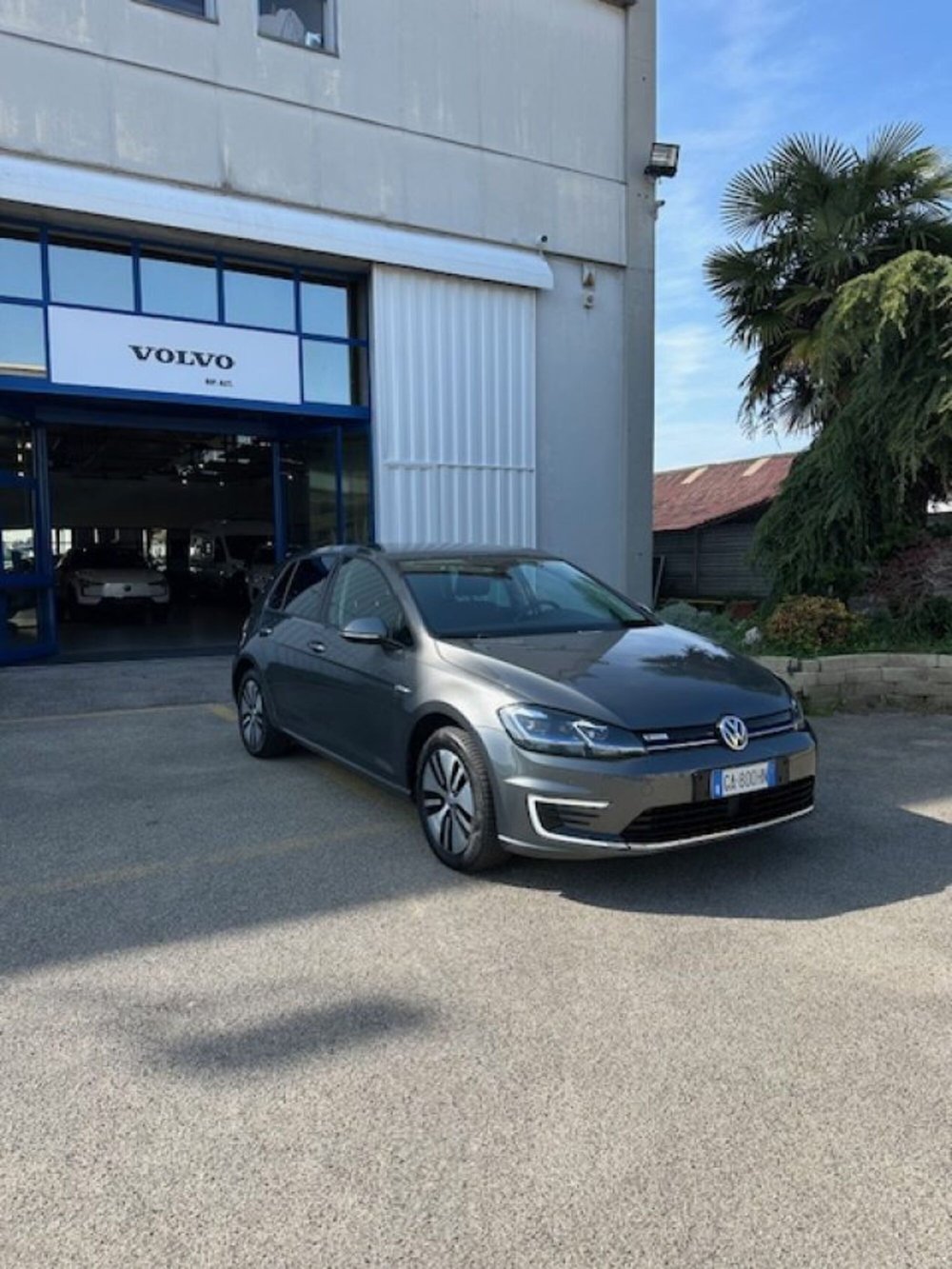 Volkswagen e-Golf usata a Novara