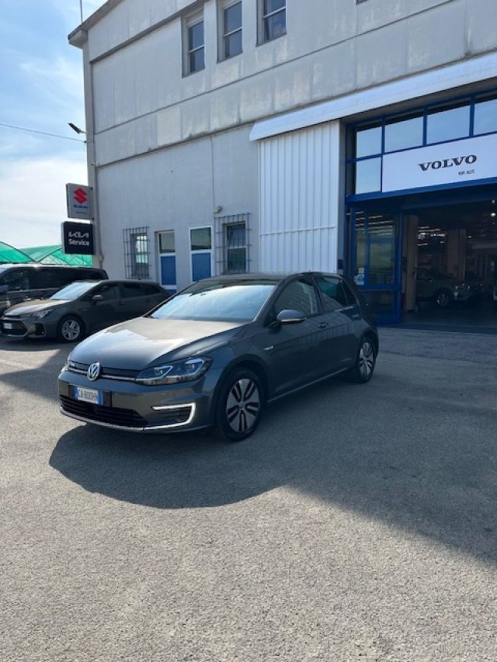 Volkswagen e-Golf usata a Novara (2)