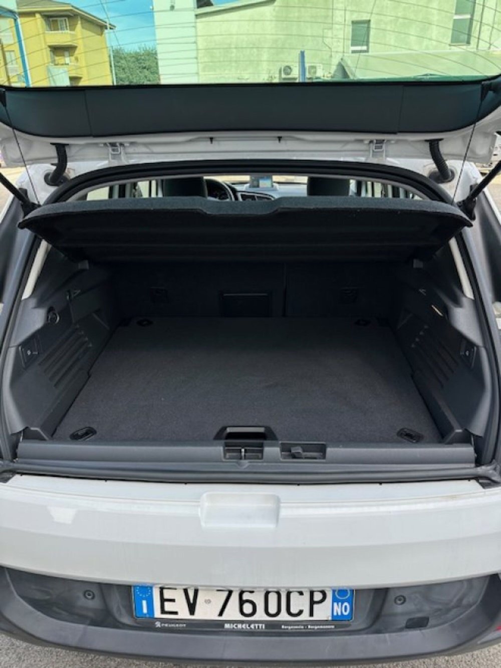 Peugeot 3008 usata a Novara (13)