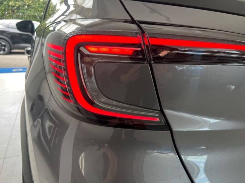 Renault Captur nuova a Napoli (11)