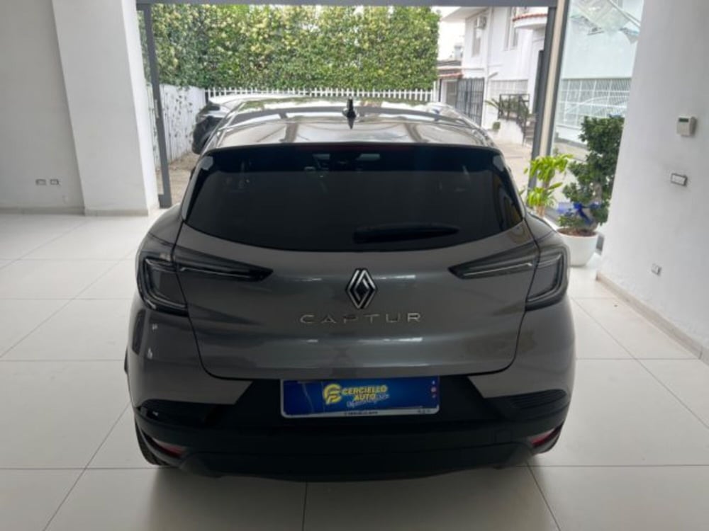 Renault Captur nuova a Napoli (8)