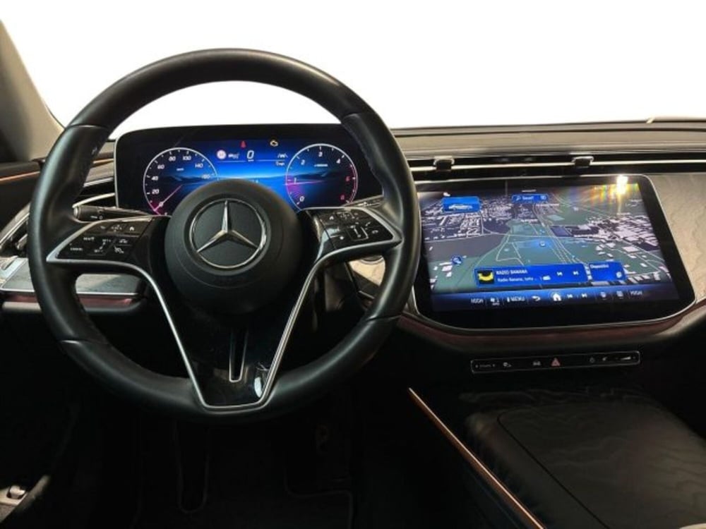 Mercedes-Benz Classe E nuova a Bologna (11)