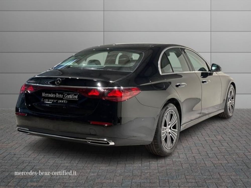 Mercedes-Benz Classe E nuova a Bologna (2)