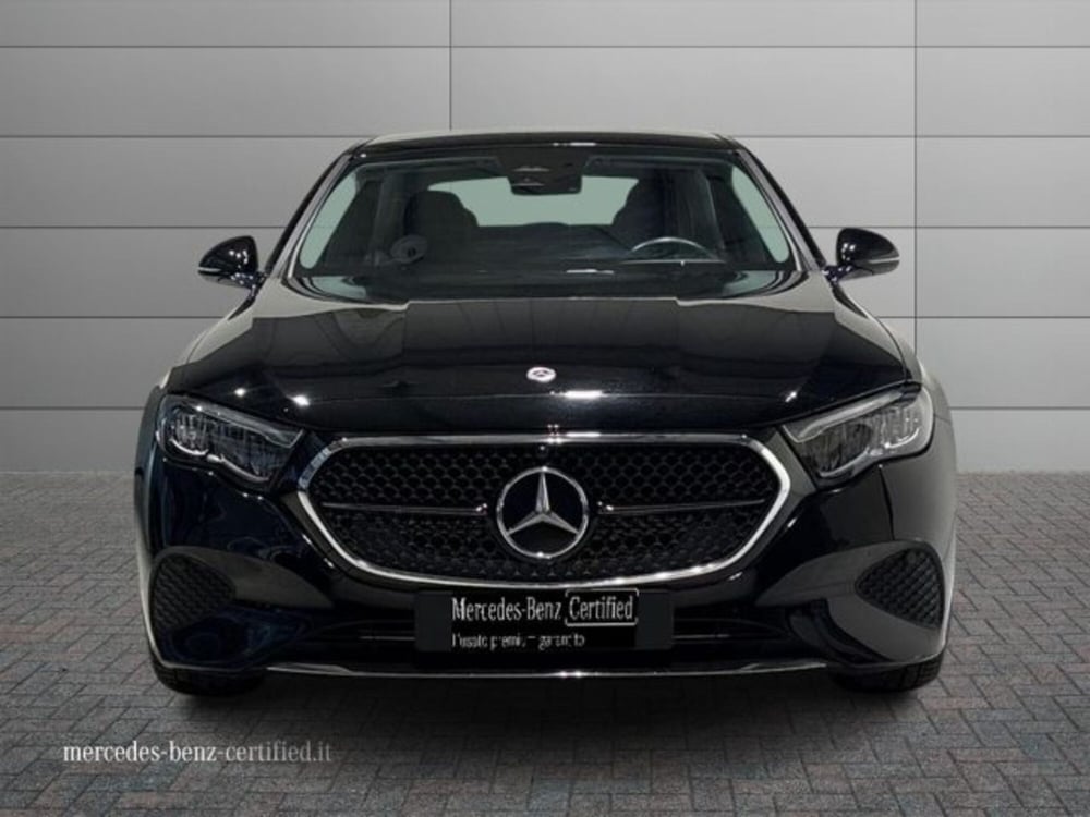 Mercedes-Benz Classe E nuova a Bologna (3)