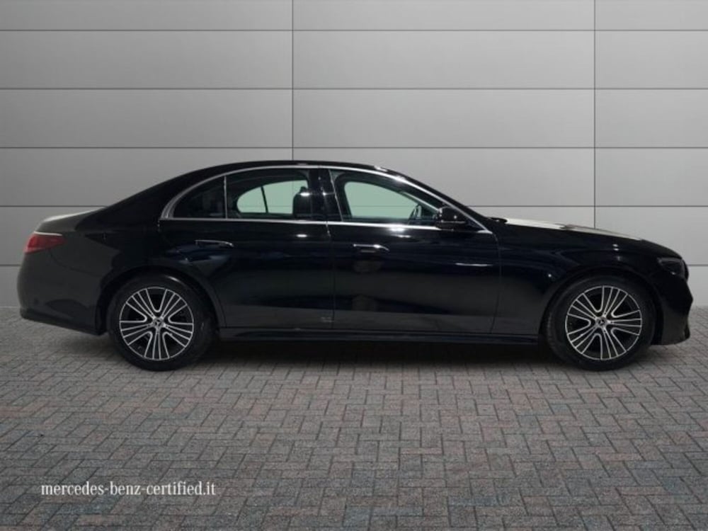 Mercedes-Benz Classe E nuova a Bologna (5)