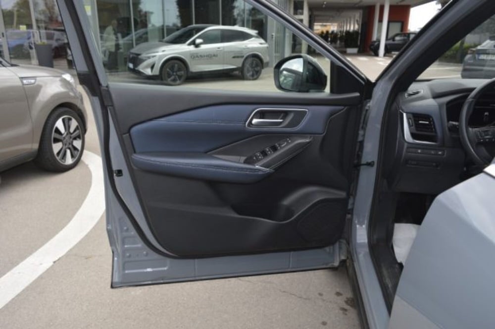 Nissan Qashqai usata a Latina (11)