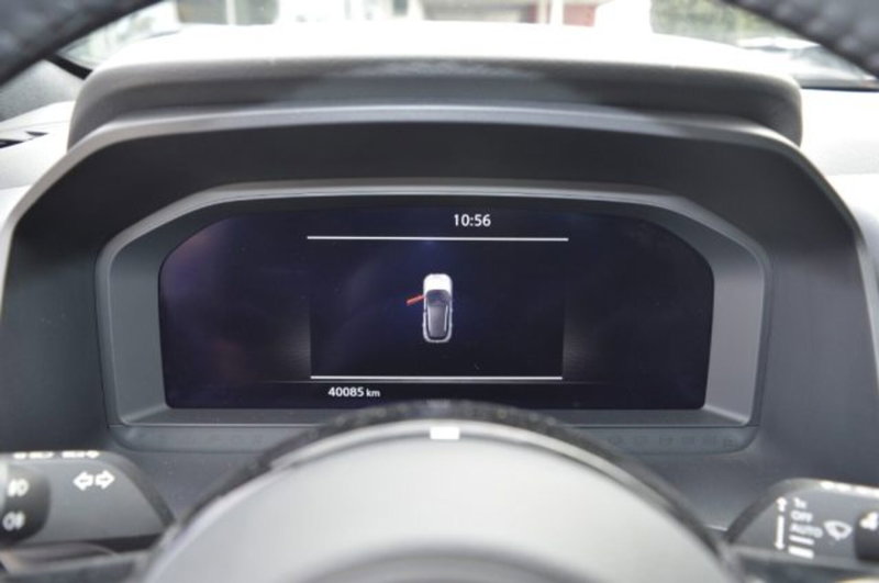 Nissan Qashqai usata a Latina (12)