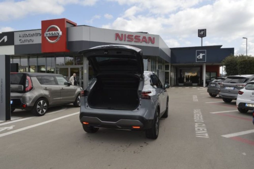 Nissan Qashqai usata a Latina (6)