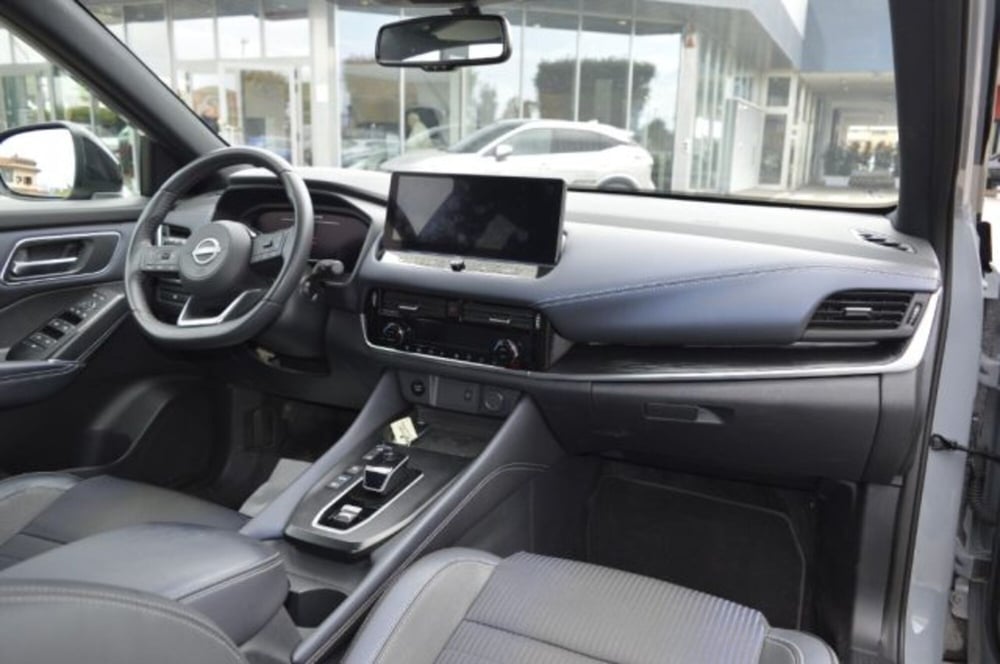 Nissan Qashqai usata a Latina (8)