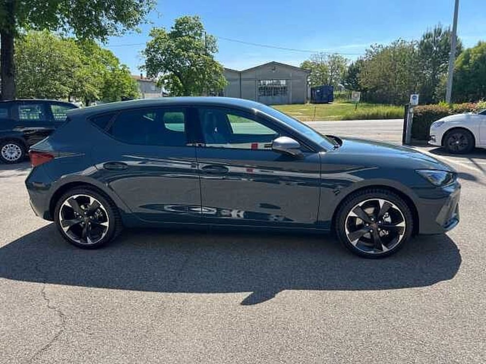 Cupra Leon nuova a Ravenna (5)