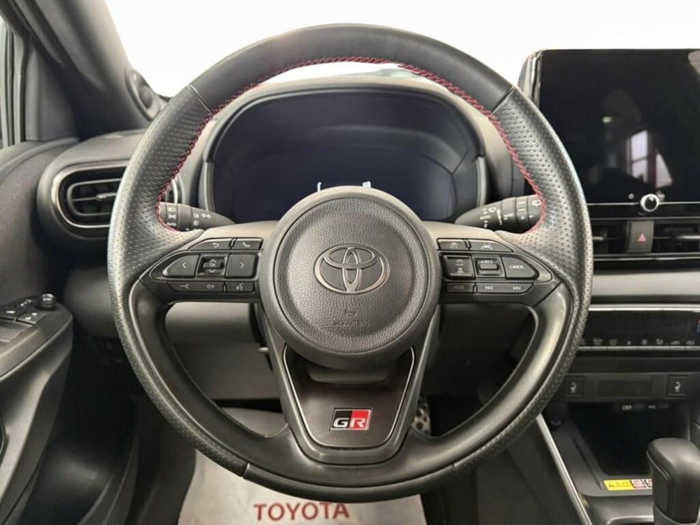 Toyota Yaris Cross usata a Monza e Brianza (7)
