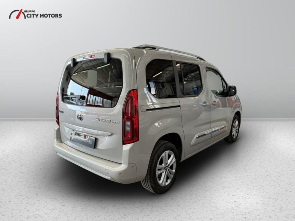 Toyota Proace City Verso usata a Monza e Brianza (7)