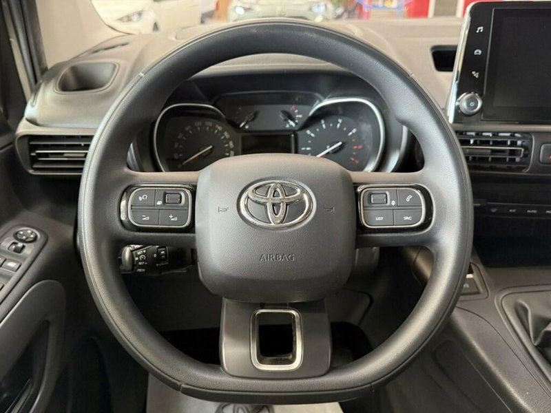 Toyota Proace City Verso usata a Monza e Brianza (8)