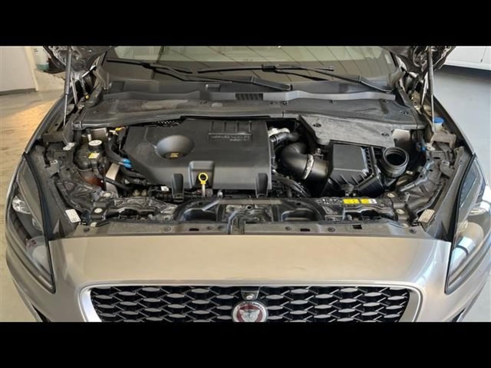 Jaguar E-Pace usata a Firenze (15)