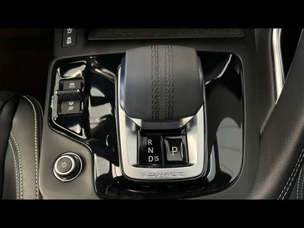 Jaguar E-Pace usata a Firenze (8)