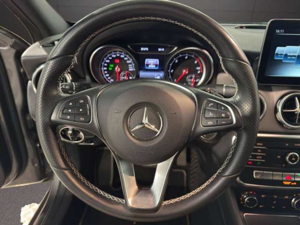 Mercedes-Benz GLA SUV usata a Milano (11)