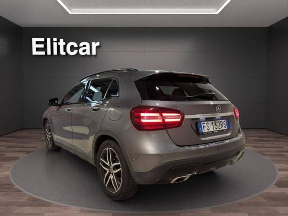 Mercedes-Benz GLA SUV usata a Milano (2)
