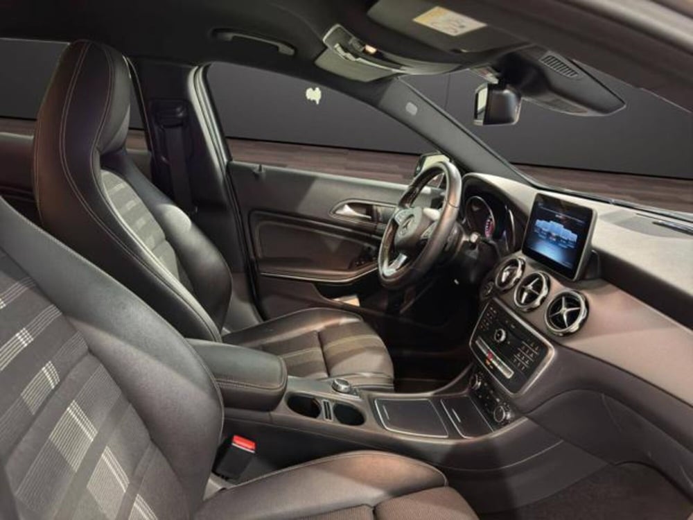 Mercedes-Benz GLA SUV usata a Milano (7)