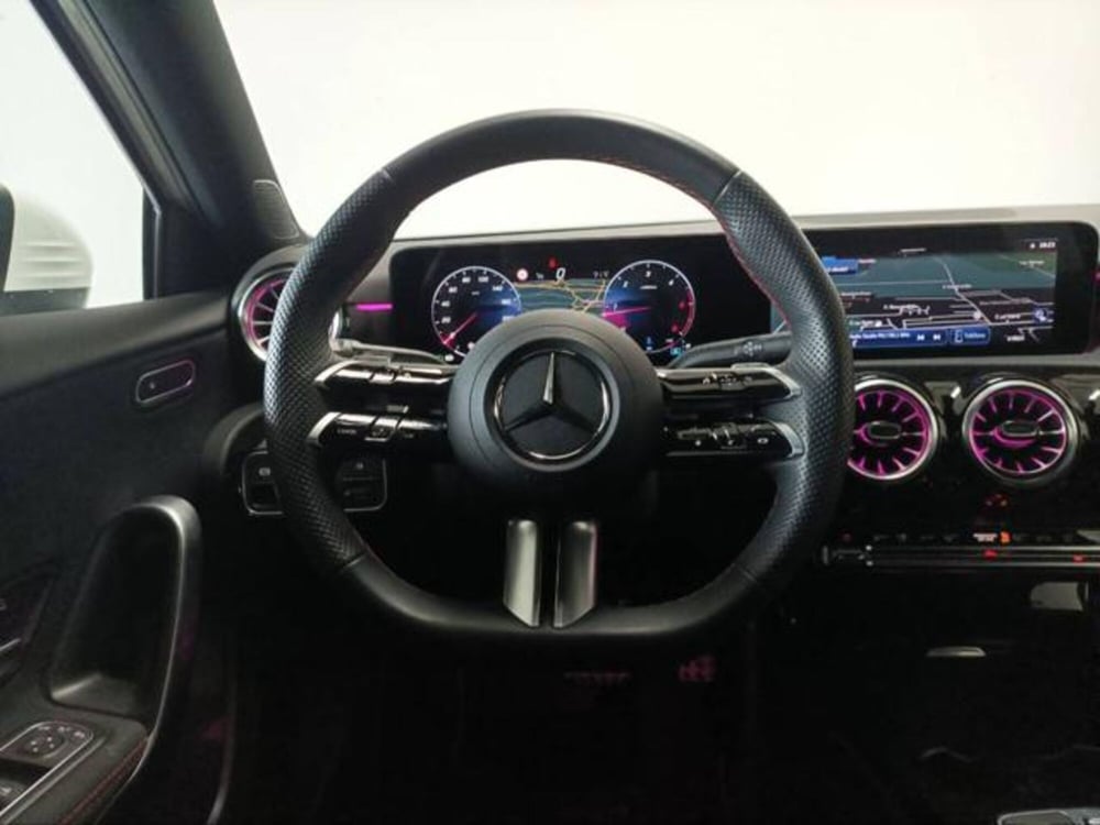 Mercedes-Benz Classe A usata a Milano (9)