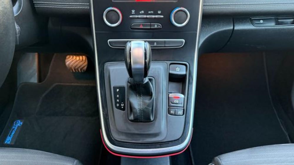 Renault Grand Scénic usata a Roma (10)