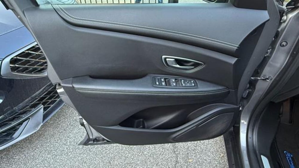 Renault Grand Scénic usata a Roma (20)