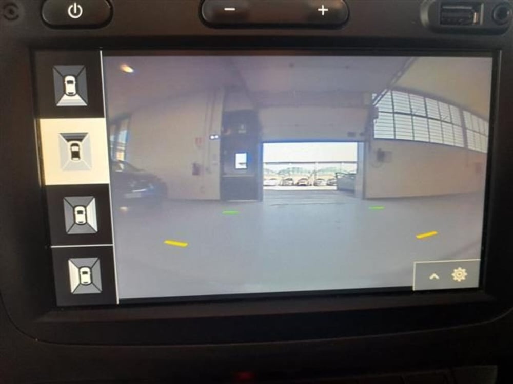 Dacia Duster usata a Cremona (13)