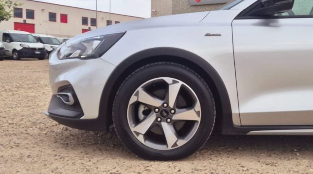 Ford Focus usata a Oristano (10)