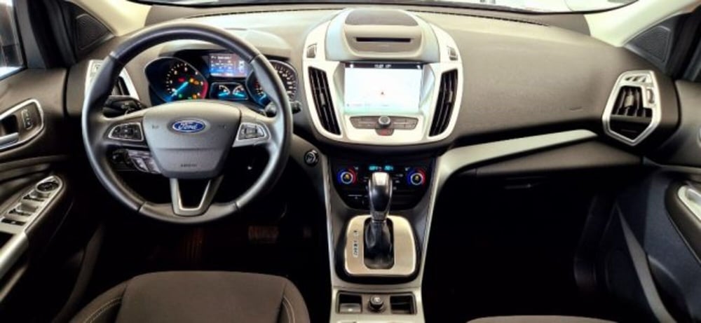 Ford Kuga nuova a Oristano (12)
