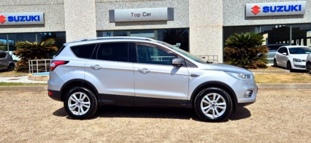 Ford Kuga nuova a Oristano (2)