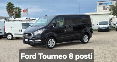 Ford Tourneo Custom 320 2.0 TDCi 130CV aut. PL Titanium del 2020 usata a Oristano