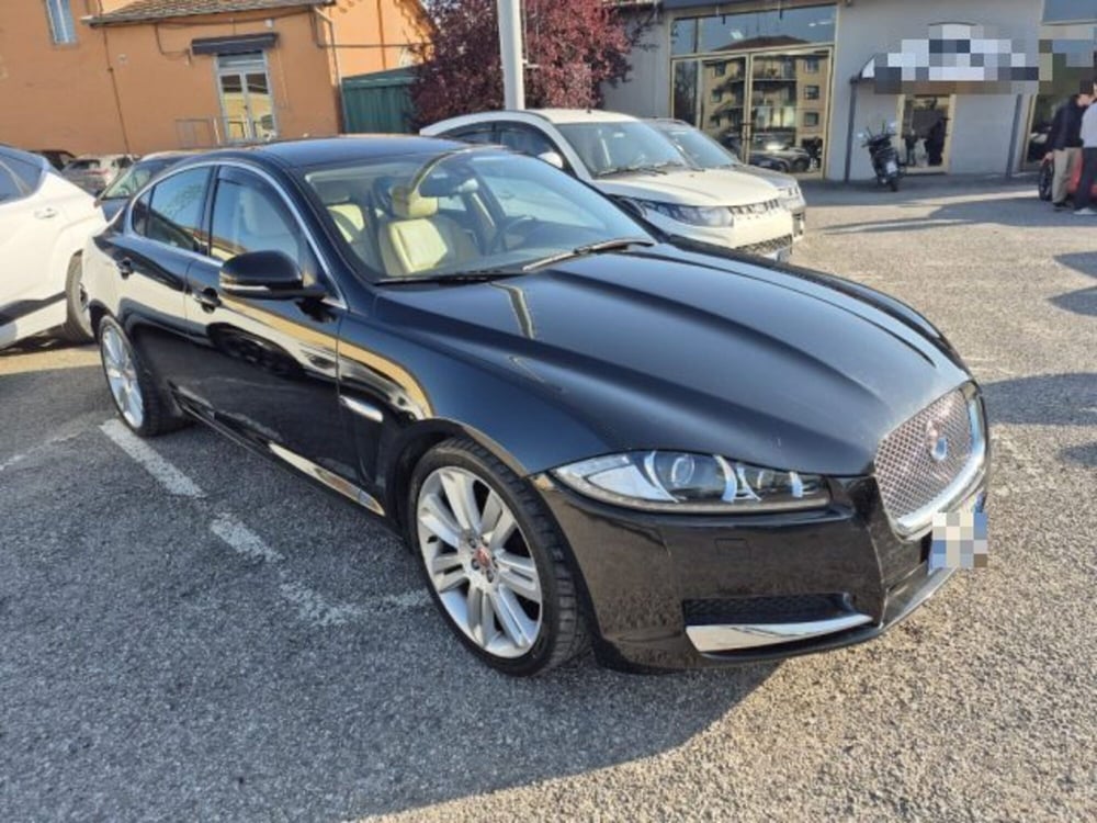 Jaguar XF usata a Bologna (2)