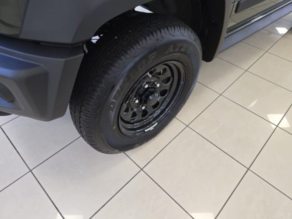 Suzuki Jimny nuova a Reggio Emilia (19)