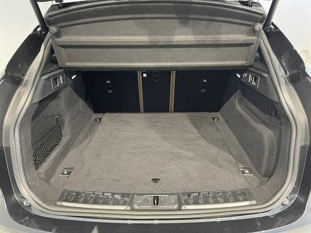 Jaguar F-Pace usata a Ravenna (11)