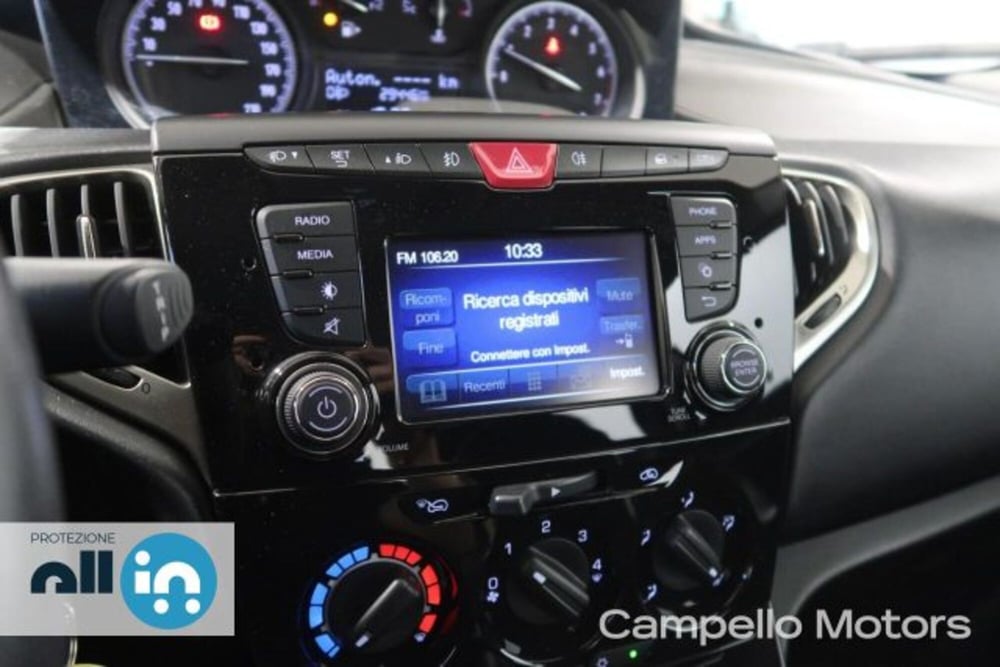 Lancia Ypsilon usata a Venezia (10)