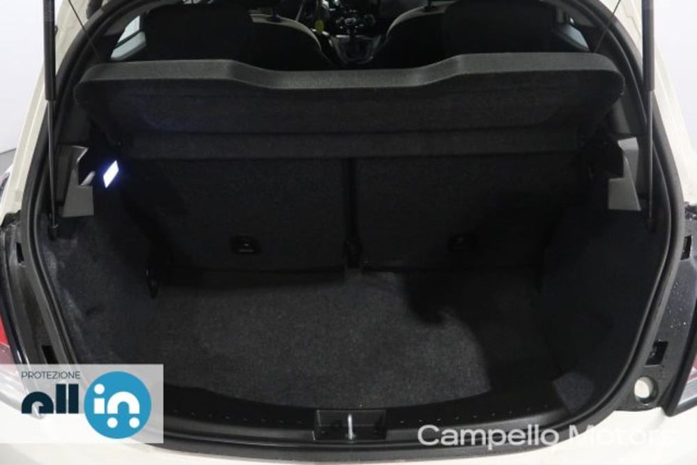 Lancia Ypsilon usata a Venezia (15)