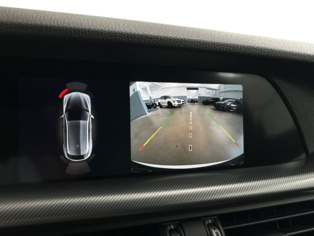 Alfa Romeo Stelvio usata a Verona (12)