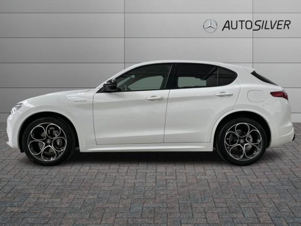Alfa Romeo Stelvio usata a Verona (6)
