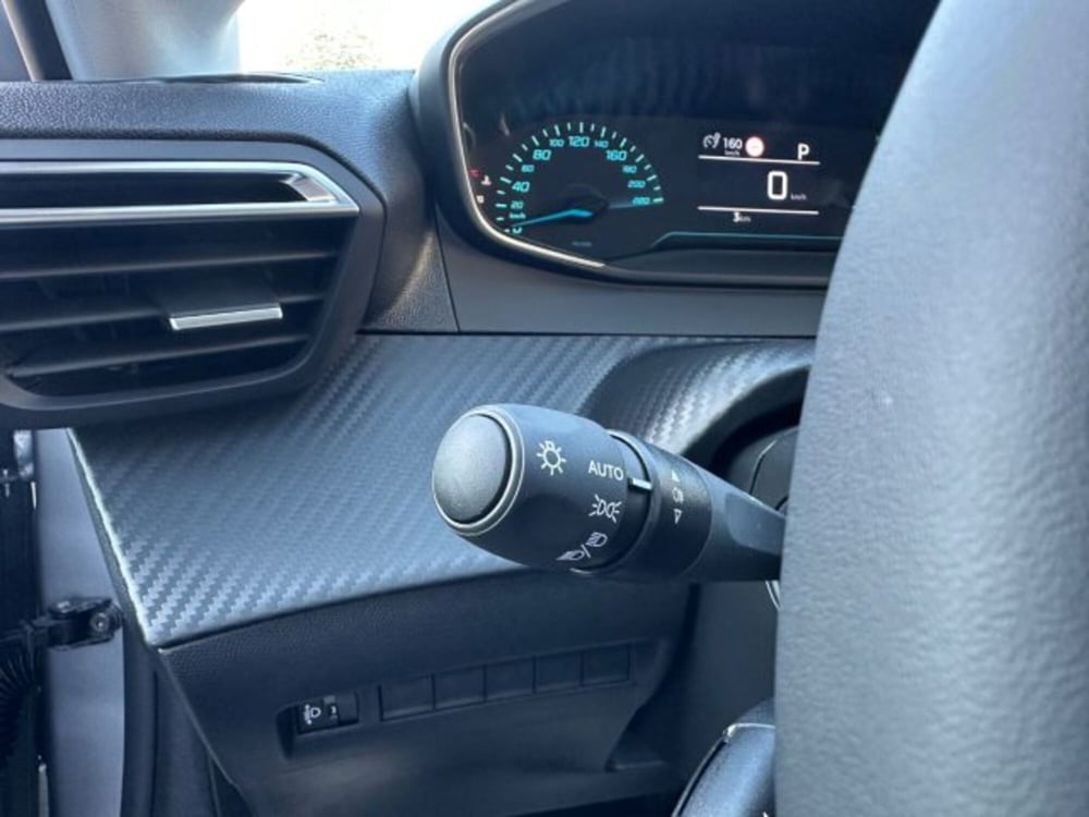 Peugeot 208 nuova a Reggio Emilia (9)