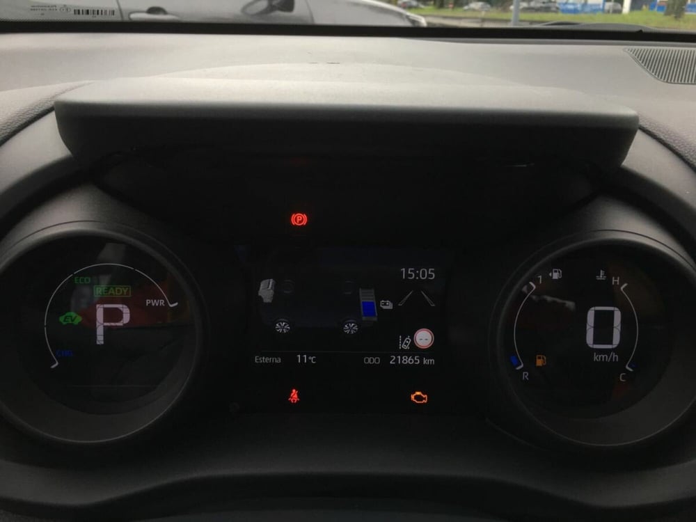 Toyota Yaris usata a Lecco (10)