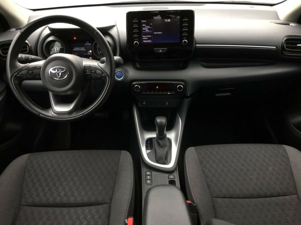 Toyota Yaris usata a Lecco (9)