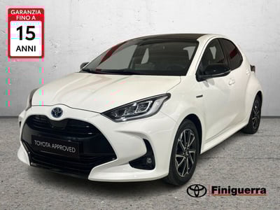 Toyota Yaris 1.5 Hybrid 5 porte Lounge del 2020 usata a Civate