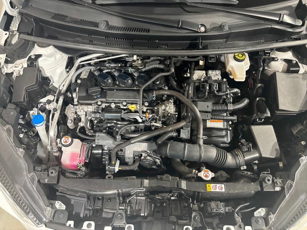 Toyota Yaris usata a Lecco (16)