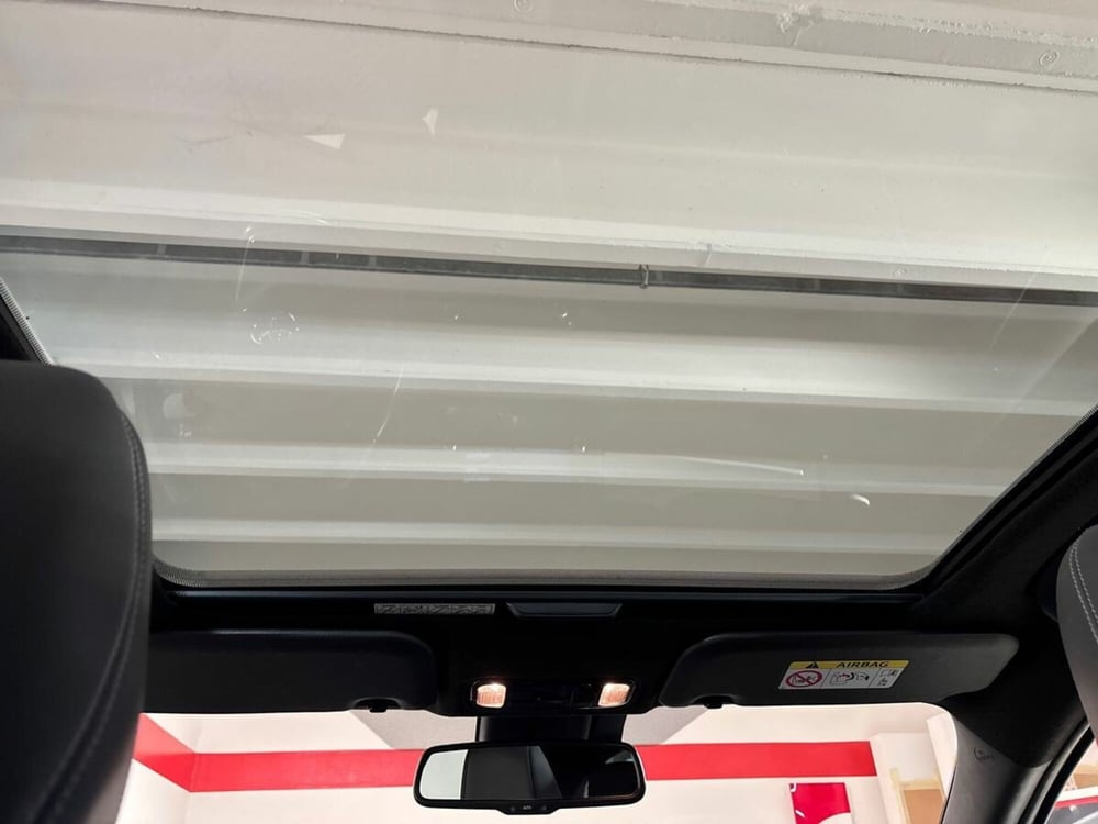 Toyota Yaris usata a Lecco (18)