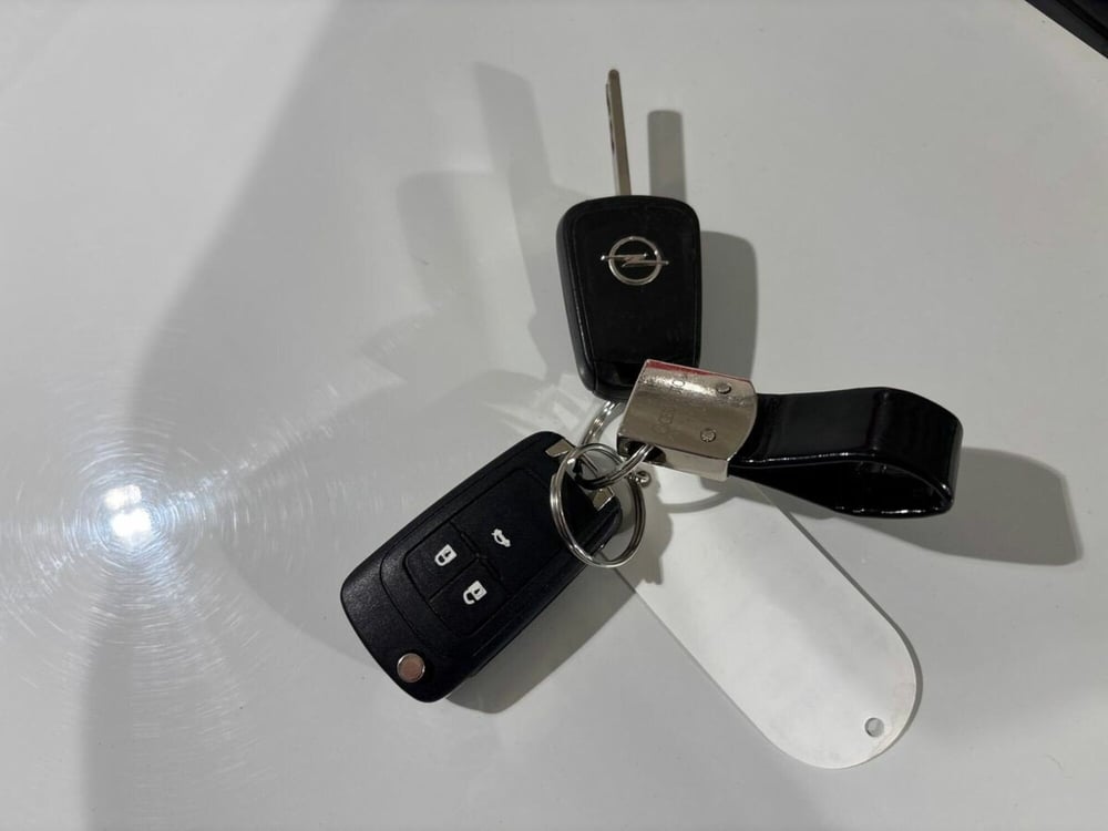Opel Adam usata a Lecco (16)