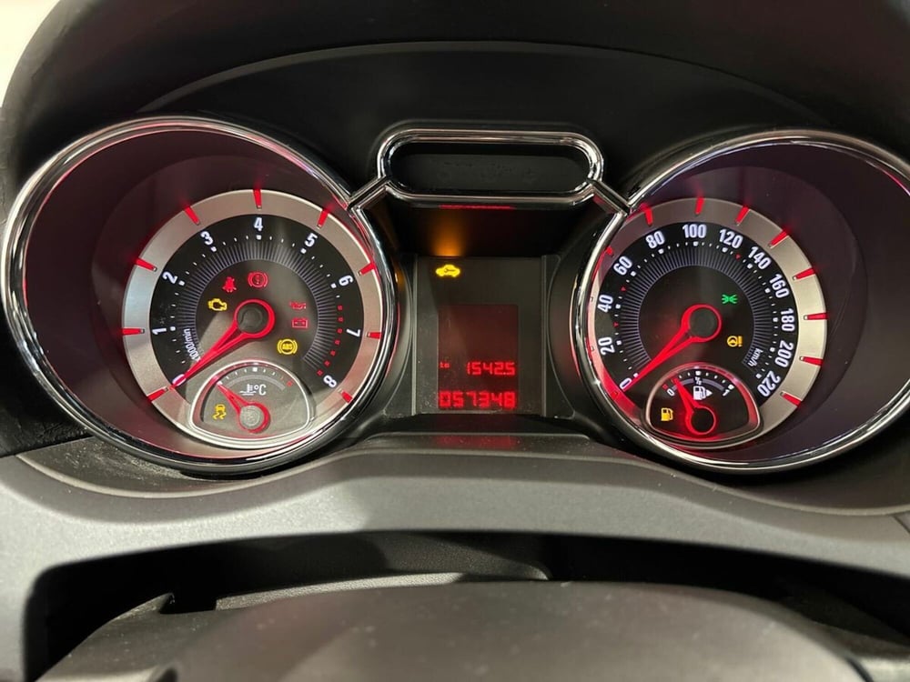 Opel Adam usata a Lecco (9)